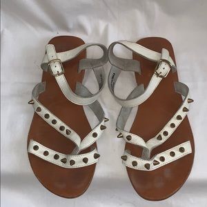 Topshop Shoes - TOPSHOP unique studded sandal US size 8 Topshop Shoes - TOPSHOP unique studded sandal US size 8